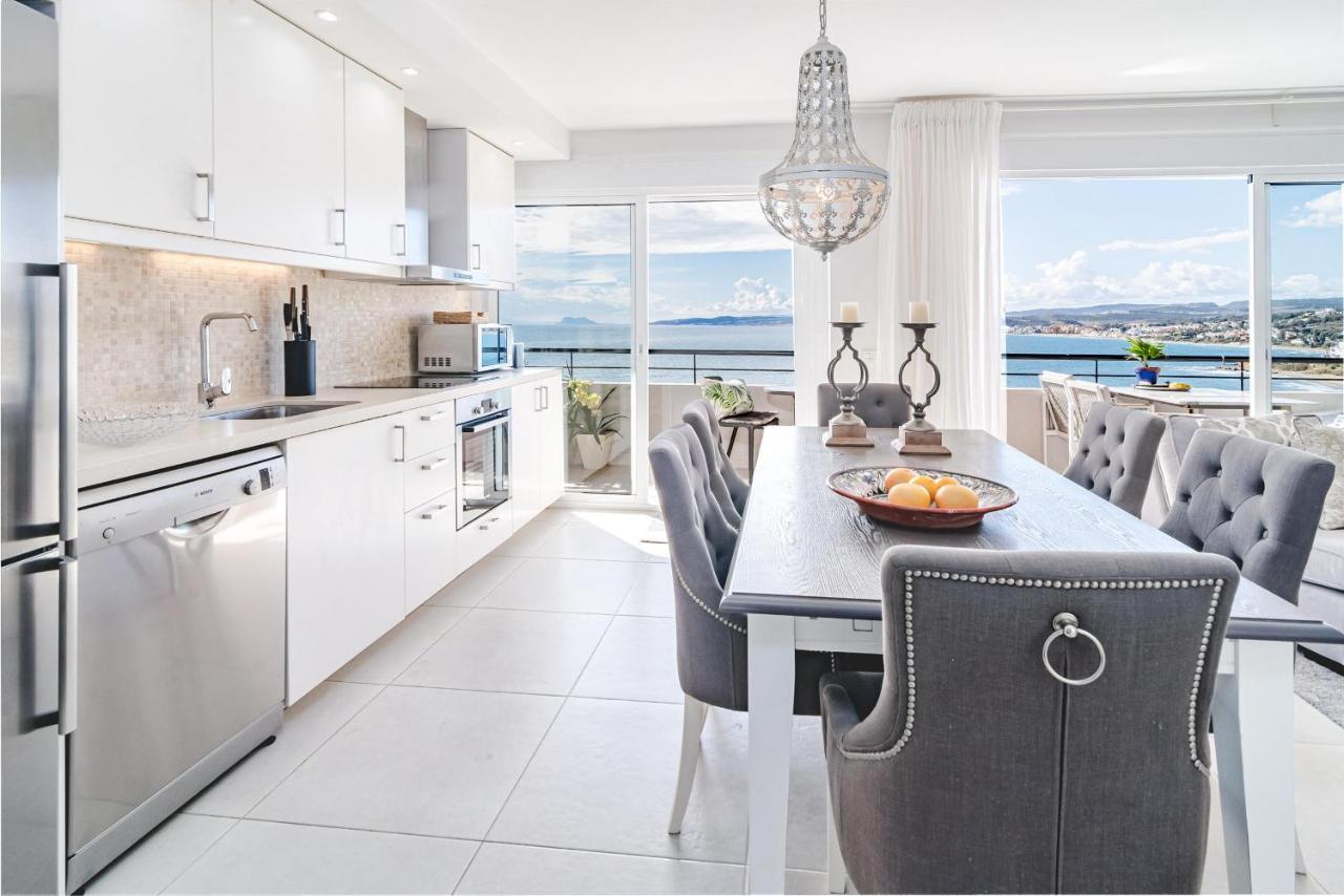 Cp - Modern Beachside Apartment In Εστεπόνα Εξωτερικό φωτογραφία